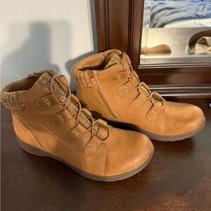 Clarks Carleigh Jade Dark Tan Nubuck (10)